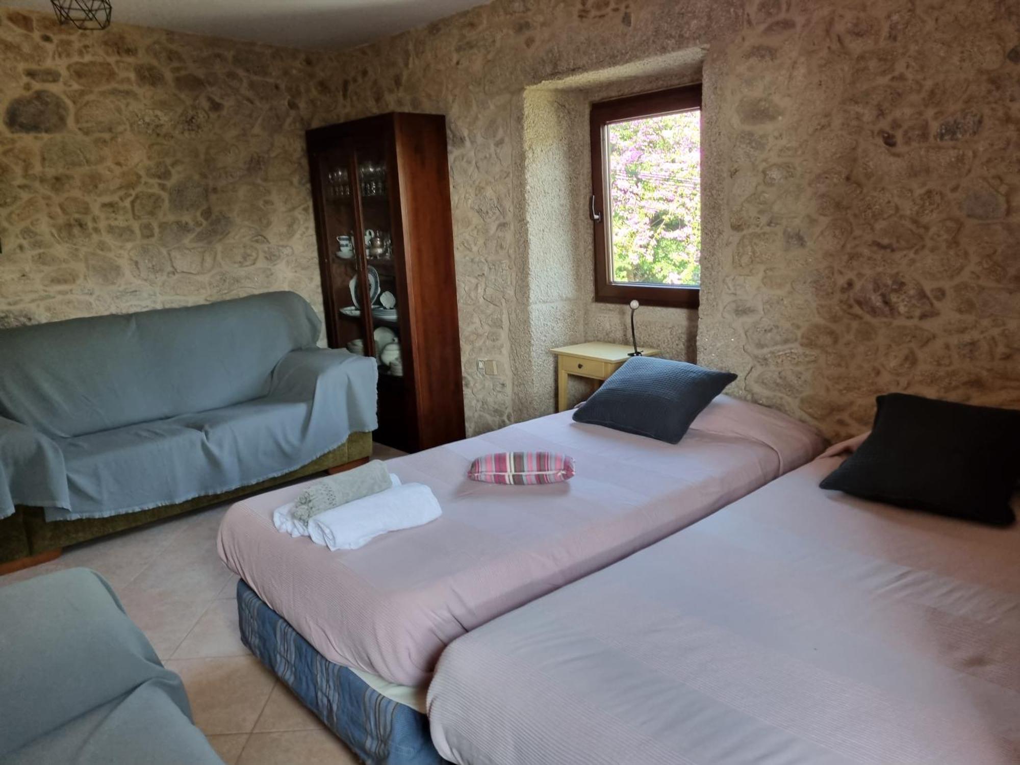 Alojamiento Casa Carlota Villadesuso Номер фото